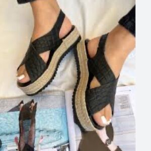 Christina Christi Women’s espadrilles Sandals Black Sz 39